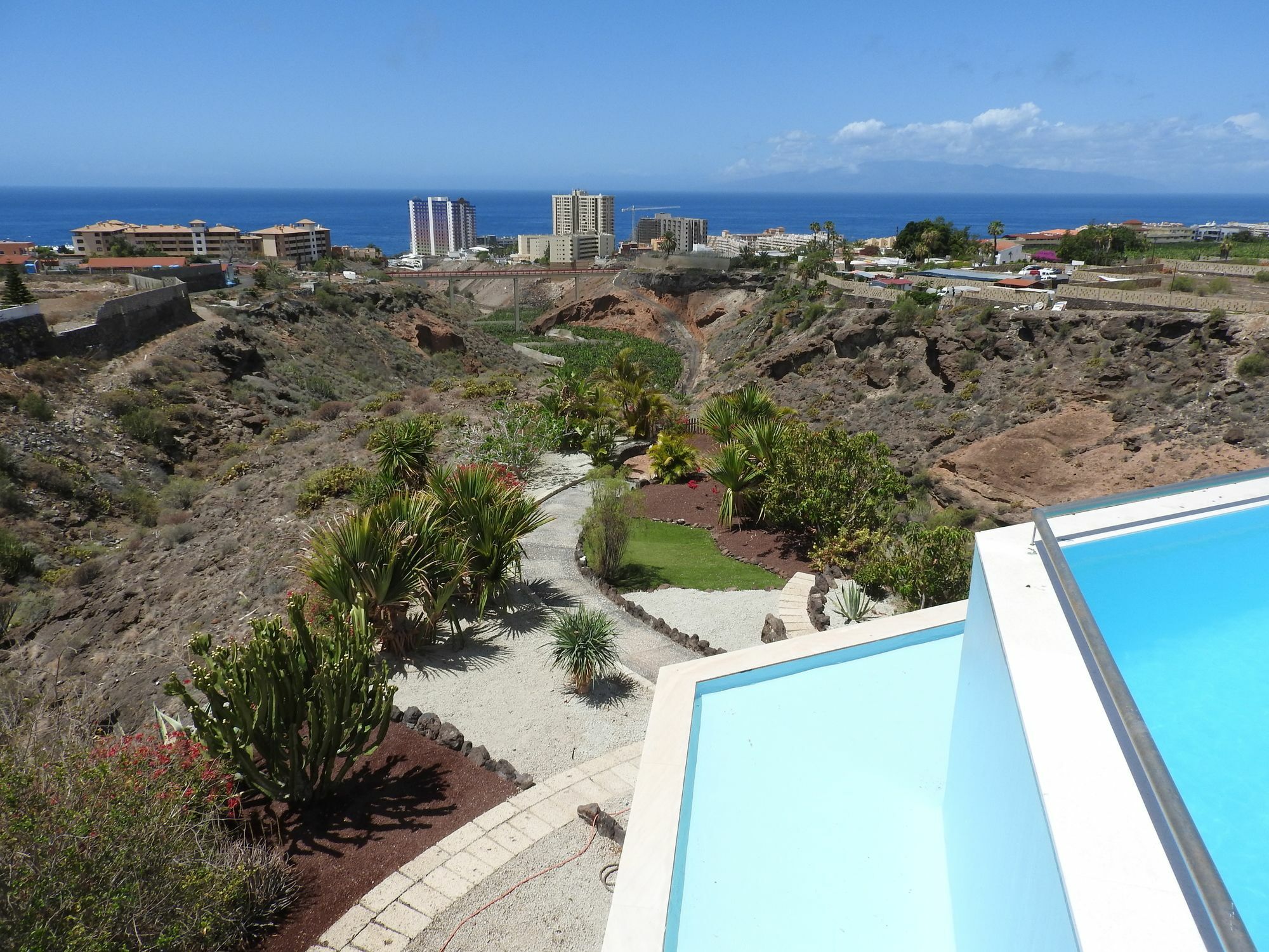 Villa Paraiso エステポナ エクステリア 写真